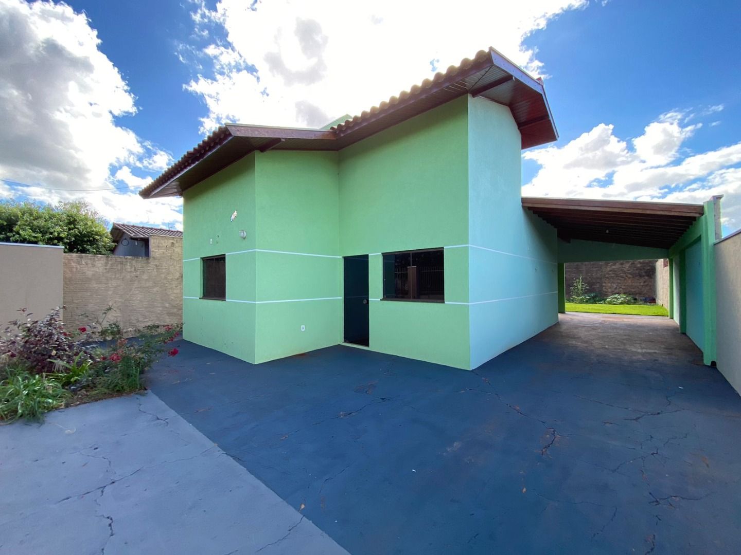 Casa com 2 quartos no Jardim Rasslem em Dourados/MS — foto 2