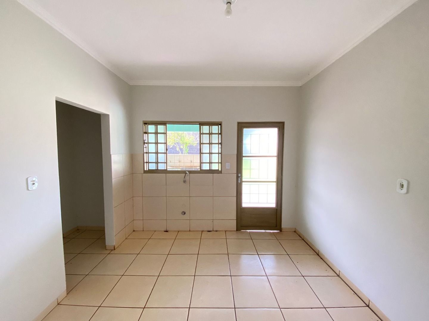 Casa com 2 quartos no Jardim Rasslem em Dourados/MS — foto 6