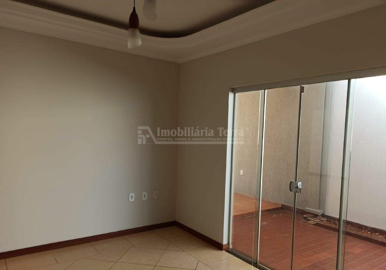 Casa com 4 quartos no Vila Progresso em Dourados/MS — foto 5
