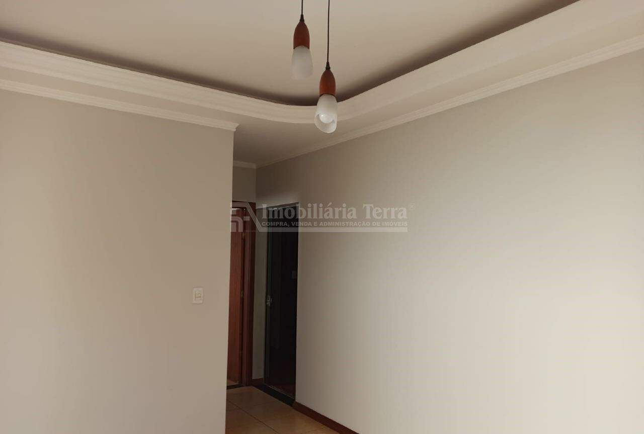Casa com 4 quartos no Vila Progresso em Dourados/MS — foto 8