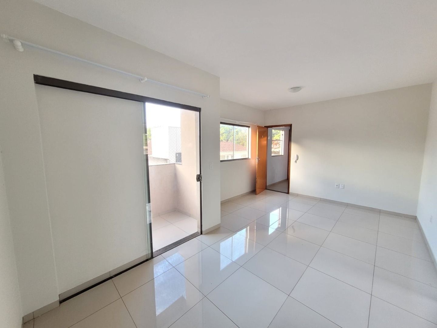 Apartamento com 3 quartos no Vila Aurora em Dourados/MS — foto 3