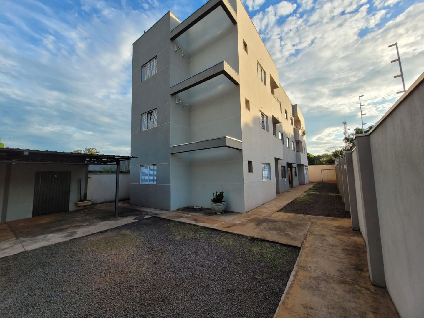 Apartamento com 3 quartos no Vila Aurora em Dourados/MS — foto 2