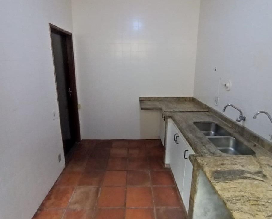 Casa com 4 quartos no Vila Planalto em Dourados/MS — foto 8