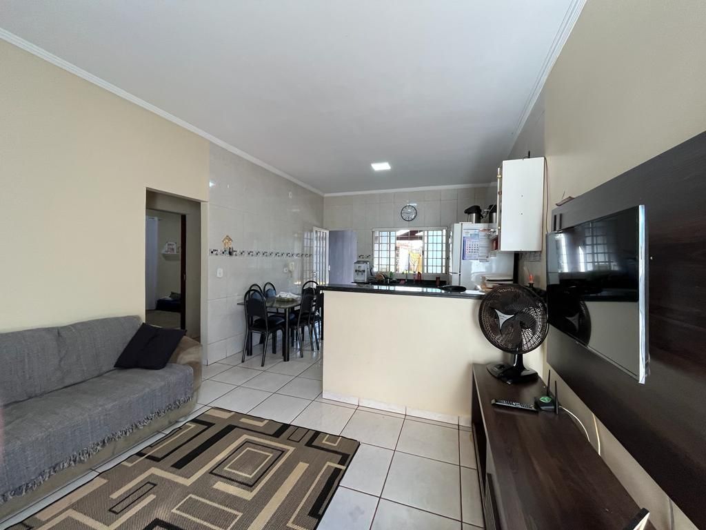 Casa com 3 quartos no Parque dos Jequitibás em Dourados/MS — foto 2