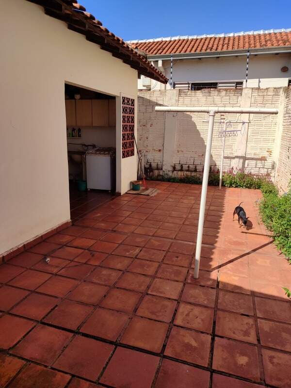 Casa com 3 quartos no BNH III Plano em Dourados/MS — foto 13
