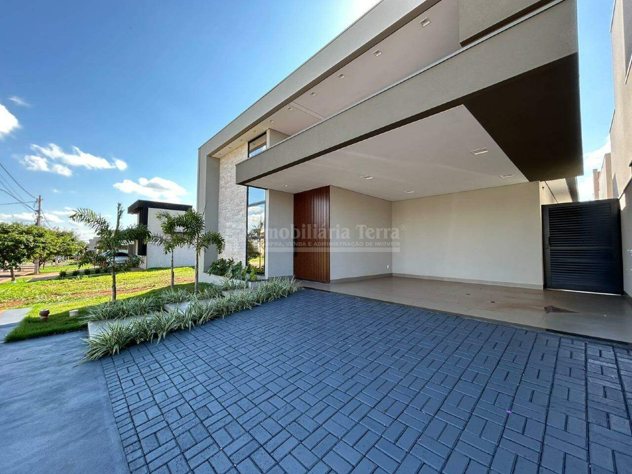 Casa com 3 quartos no Porto Seguro em Dourados/MS — foto 2