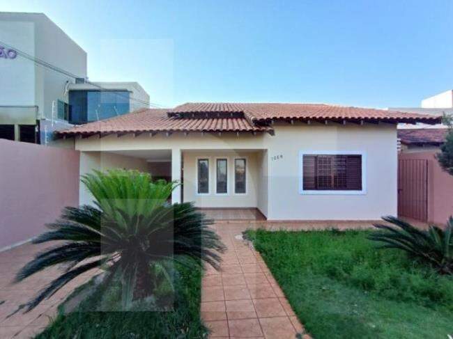Casa com 4 quartos no Centro em Dourados/MS — foto 2