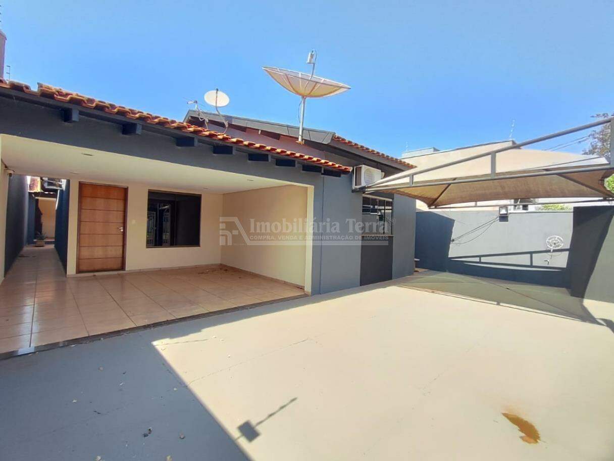 Casa com 3 quartos no Parque Alvorada em Dourados/MS — foto 2
