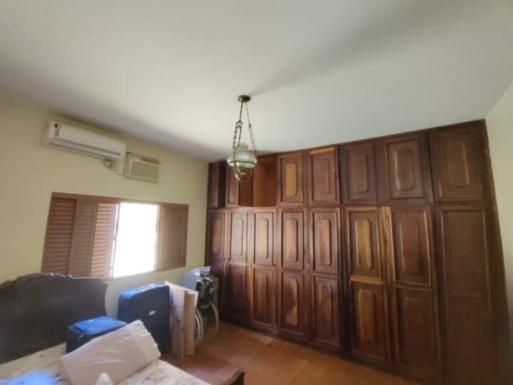 Casa com 6 quartos no Vila Progresso em Dourados/MS — foto 8