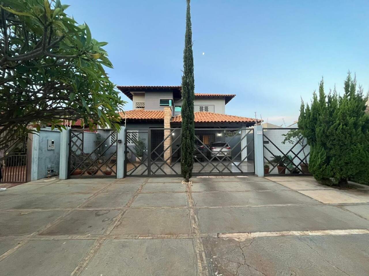 Casa com 3 quartos no Parque Alvorada em Dourados/MS — foto 1