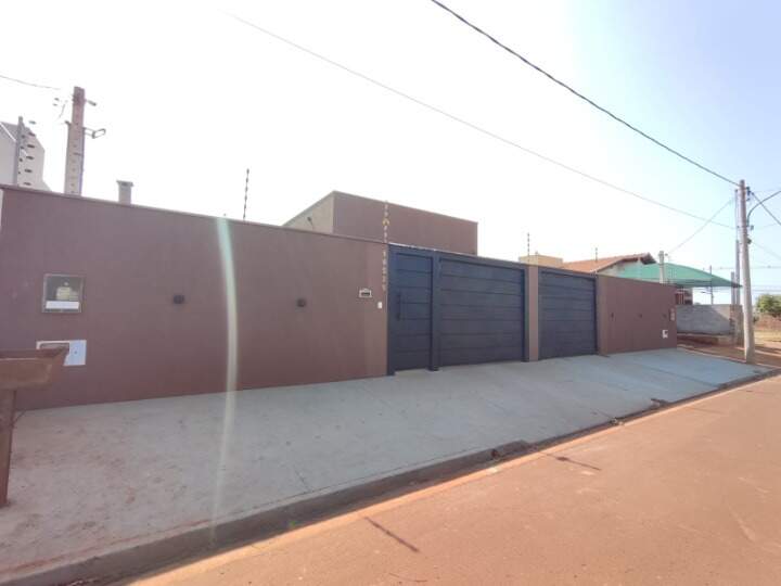 Casa com 3 quartos no Vival Castelo em Dourados/MS — foto 1