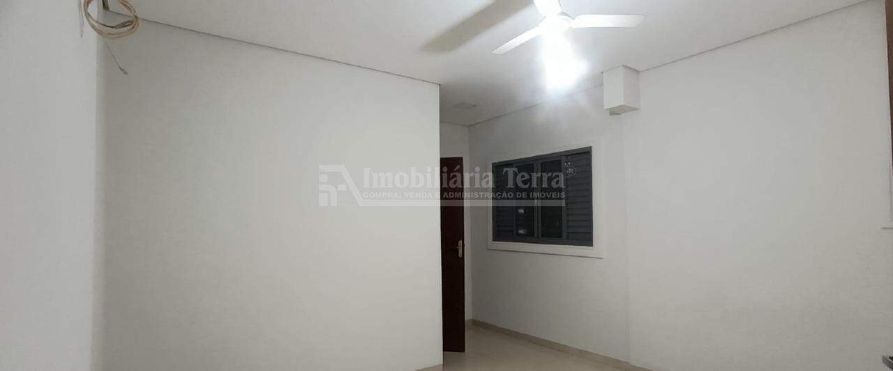 Casa com 4 quartos no Cohafaba I em Dourados/MS — foto 12