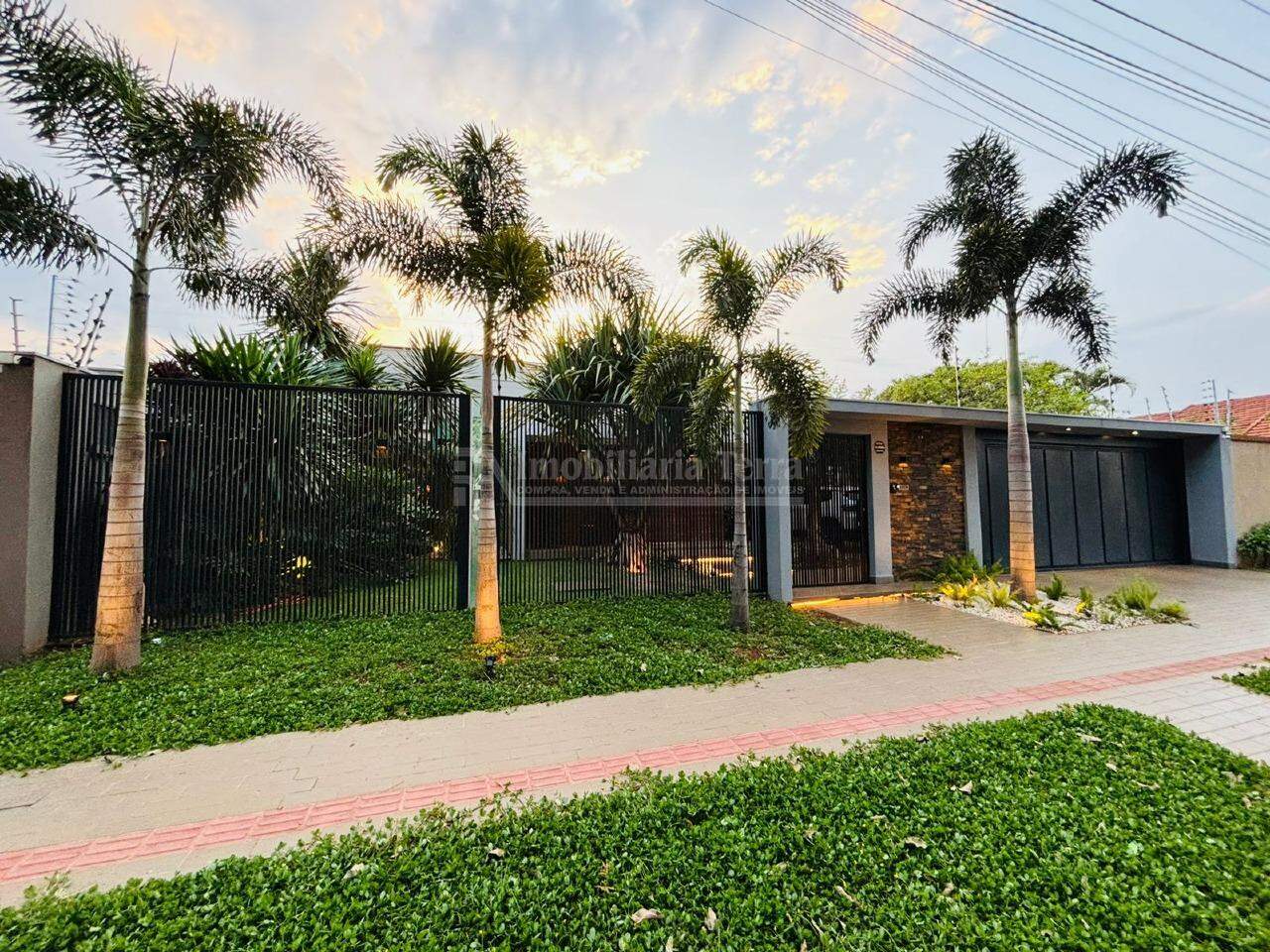 Casa com 3 quartos no Portal de Dourados em Dourados/MS — foto 1