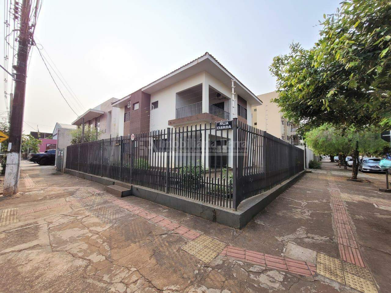 Casa com 6 quartos no Centro em Dourados/MS — foto 2