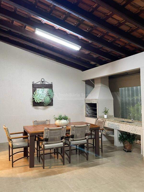 Casa com 4 quartos no Vila São Luiz em Dourados/MS — foto 8