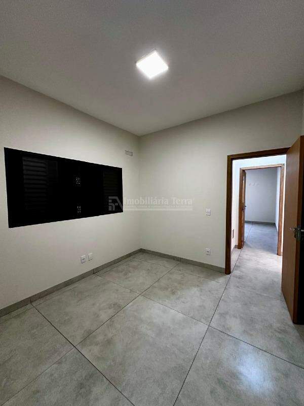 Casa com 3 quartos no Residencial Monte Carlo em Dourados/MS — foto 19