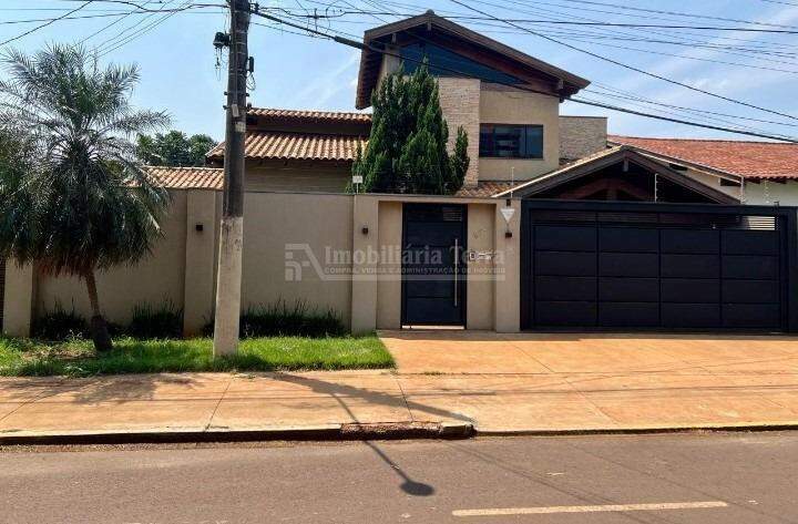 Casa com 5 quartos no Vila Rui Barbosa em Dourados/MS — foto 1