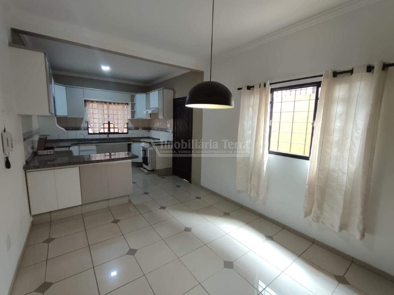 Casa com 5 quartos no Vila Rui Barbosa em Dourados/MS — foto 3