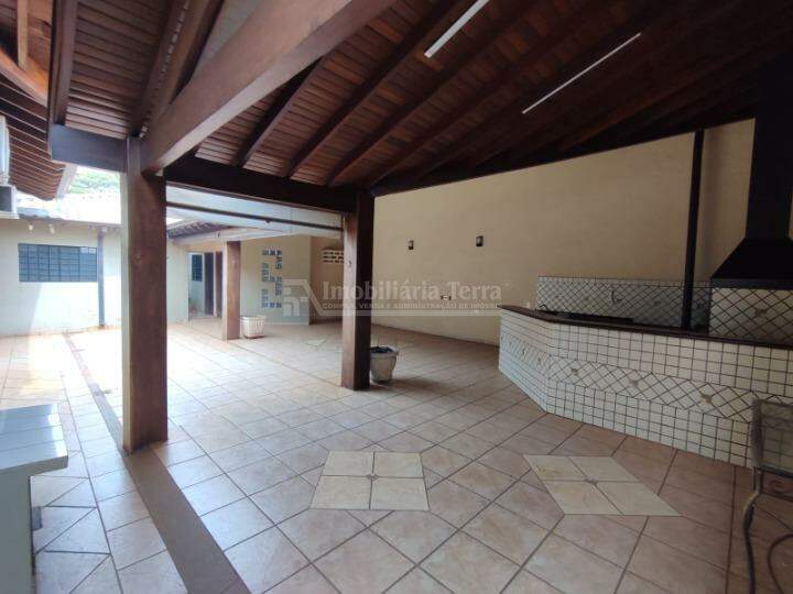 Casa com 5 quartos no Vila Rui Barbosa em Dourados/MS — foto 15