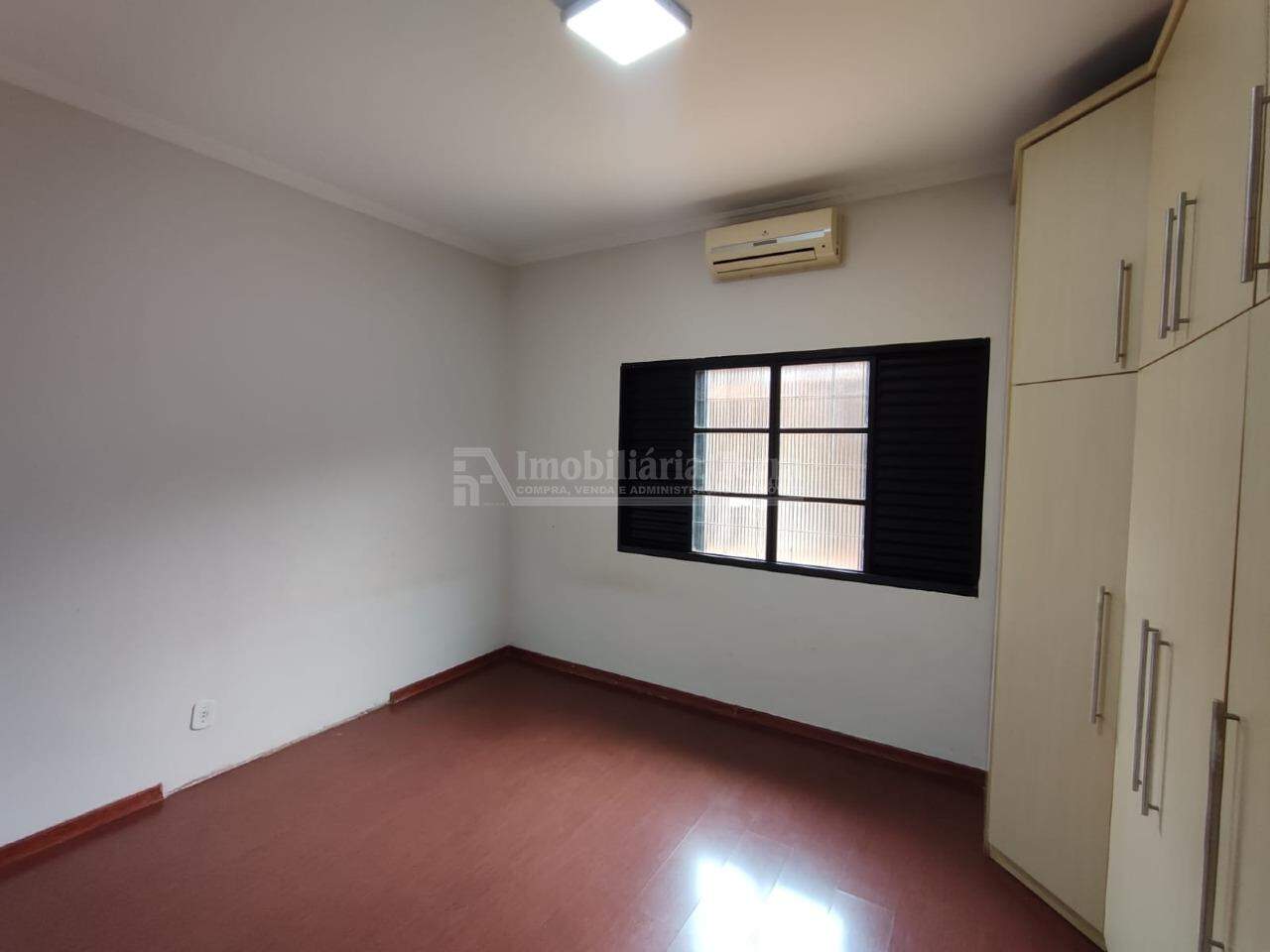 Casa com 5 quartos no Vila Rui Barbosa em Dourados/MS — foto 8