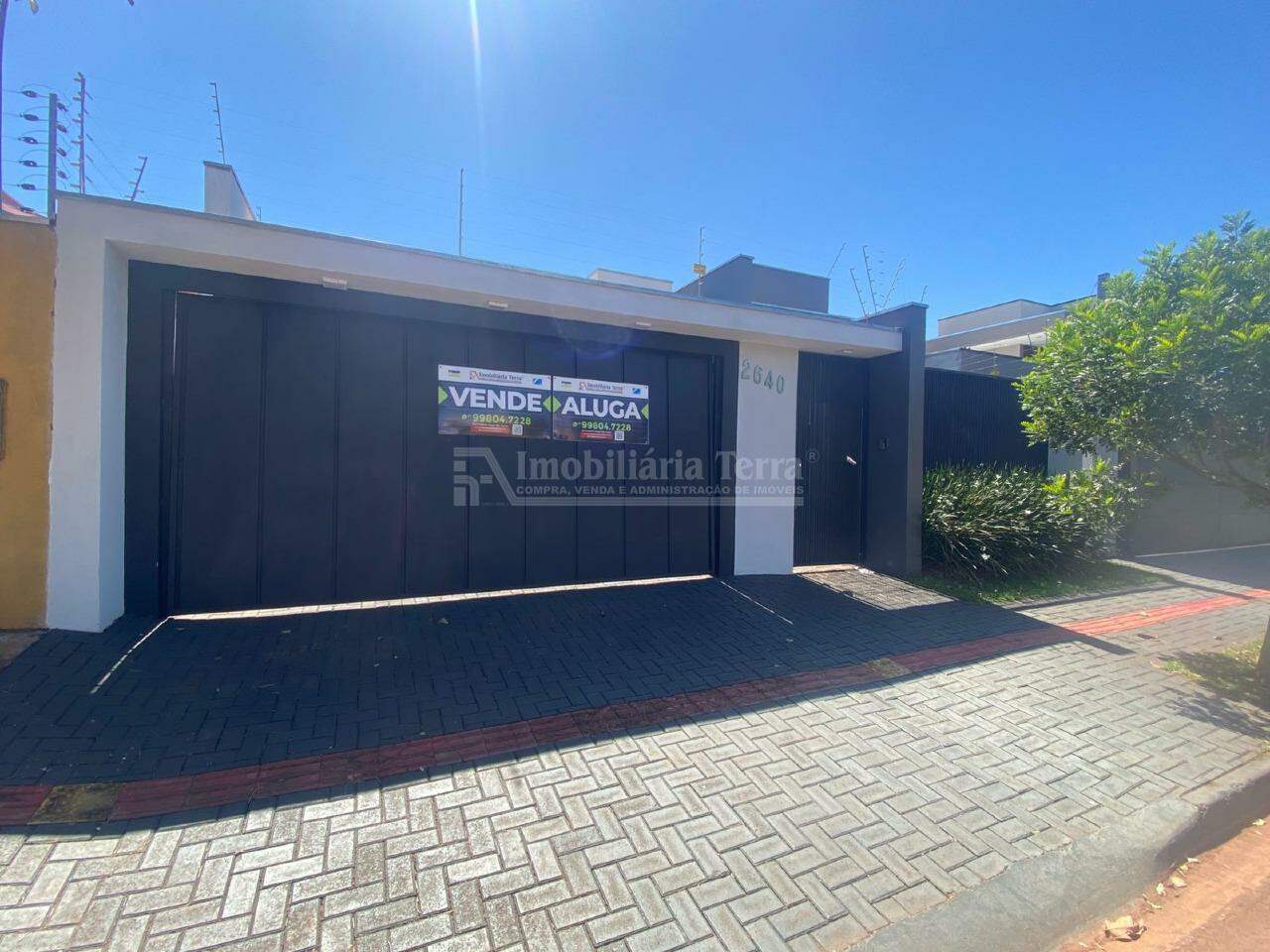 Casa com 3 quartos no Jardim Cristhais em Dourados/MS — foto 1