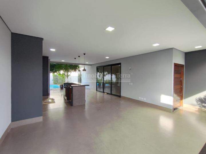 Casa com 3 quartos no Jardim Cristhais em Dourados/MS — foto 3