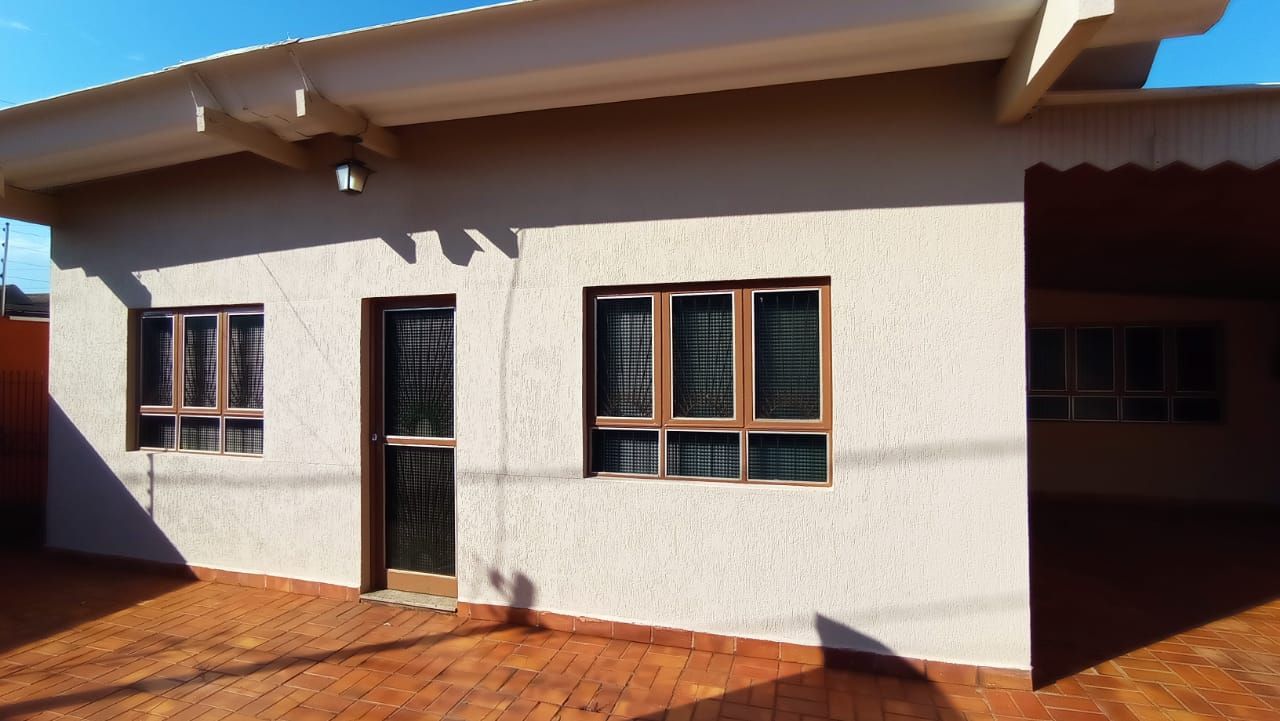 Casa com 4 quartos no Jardim Vital em Dourados/MS — foto 3
