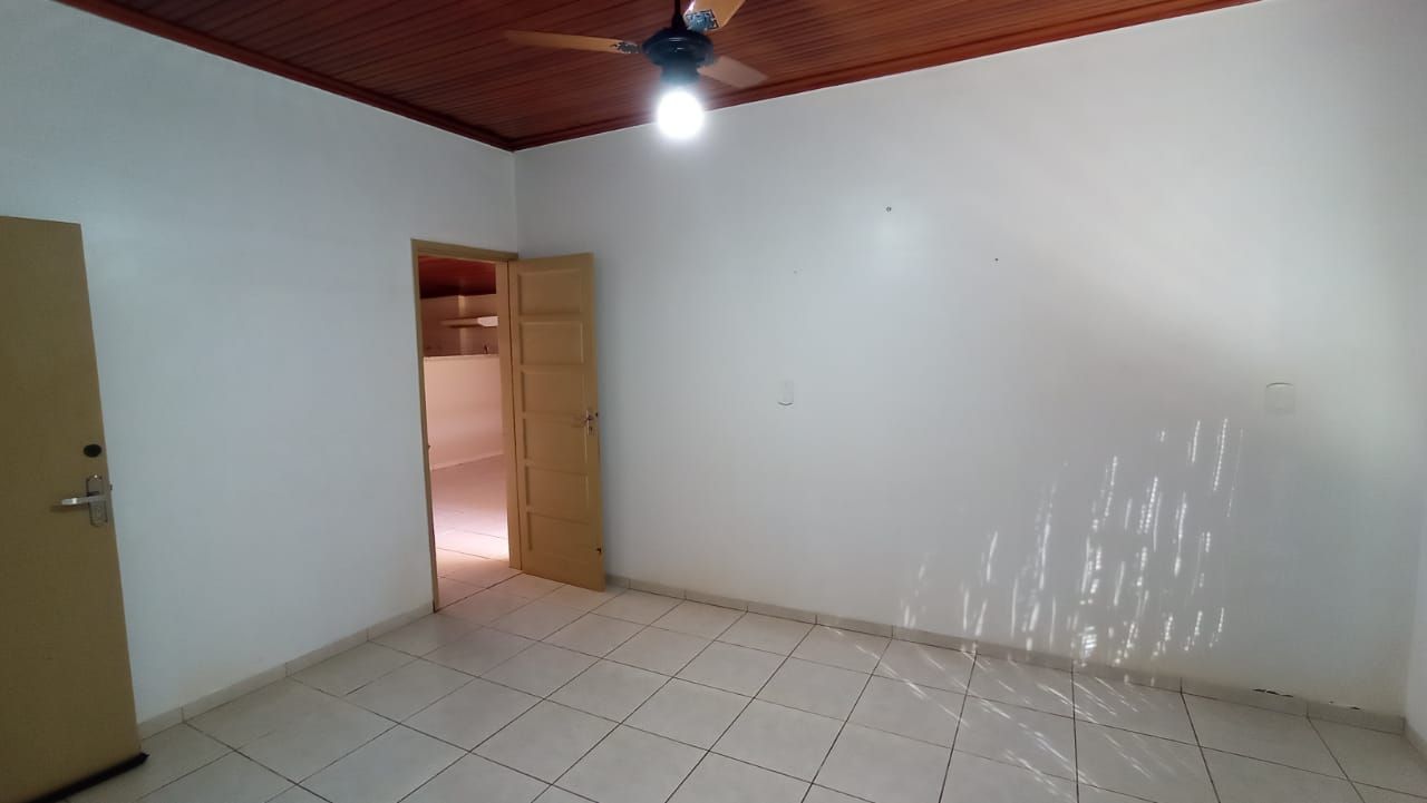 Casa com 4 quartos no Jardim Vital em Dourados/MS — foto 5