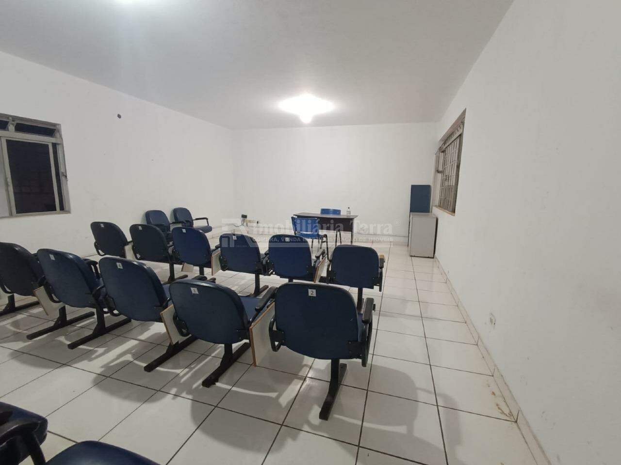 Prédio no Jardim Caramuru em Dourados/MS — foto 11