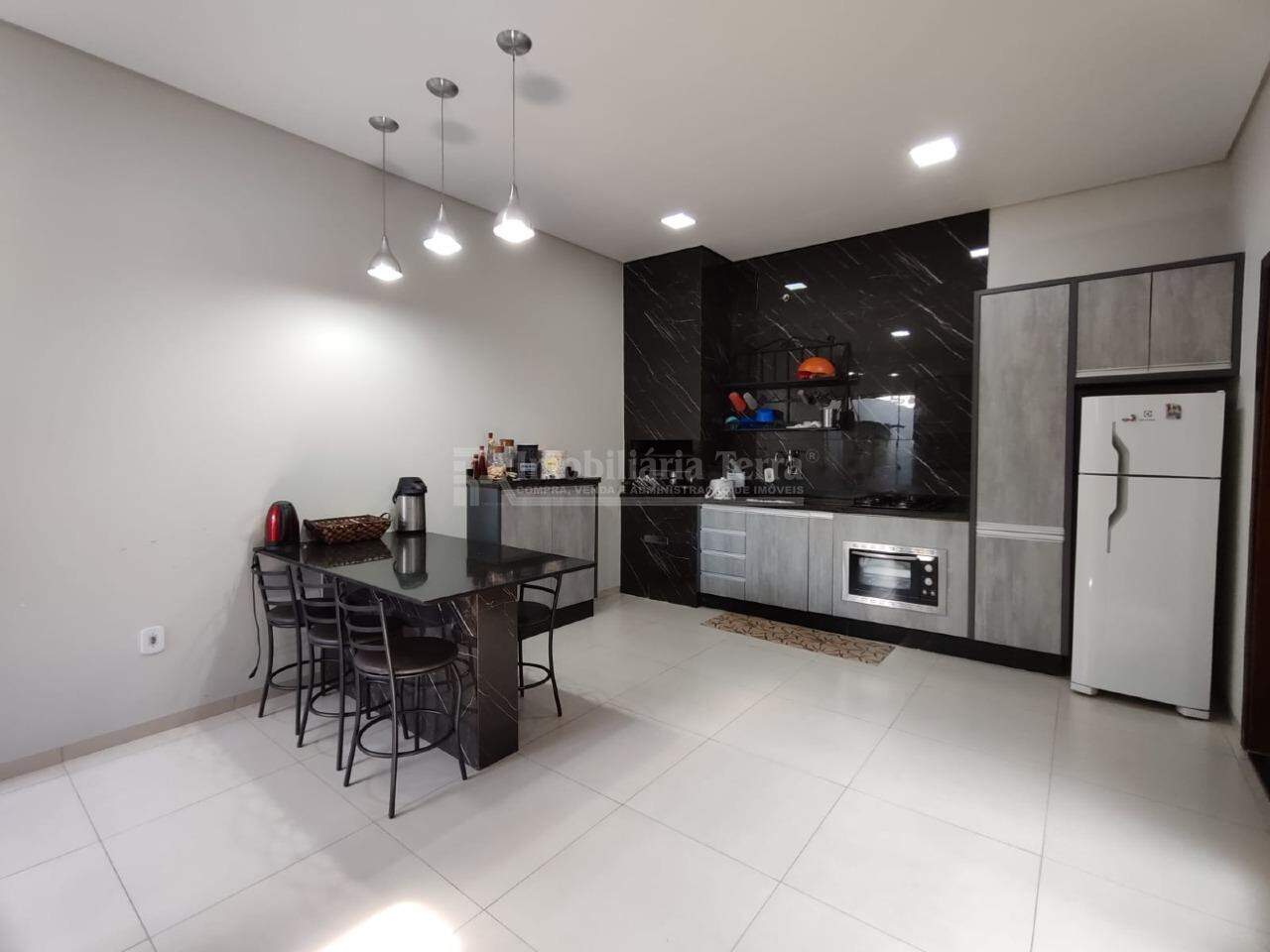 Casa com 4 quartos no Santa Fé em Dourados/MS — foto 5