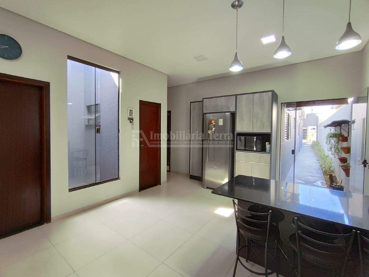 Casa com 4 quartos no Santa Fé em Dourados/MS — foto 3