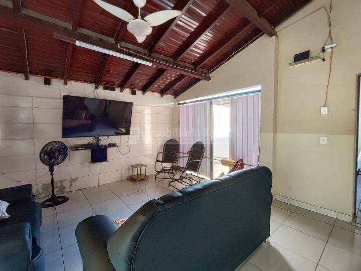 Casa com 3 quartos no Vila Rui Barbosa em Dourados/MS — foto 8