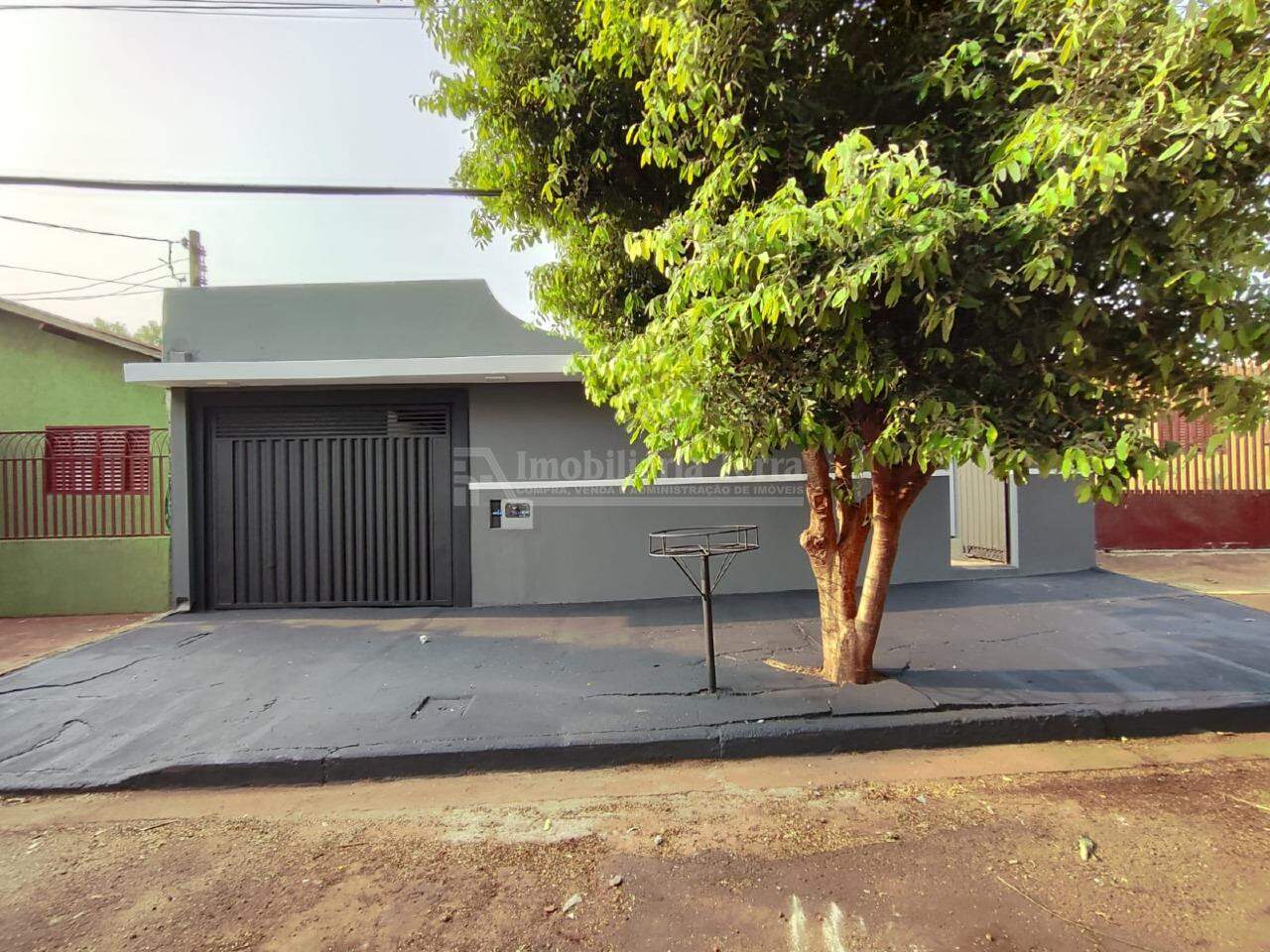 Casa com 3 quartos no Campo Dourado em Dourados/MS — foto 1
