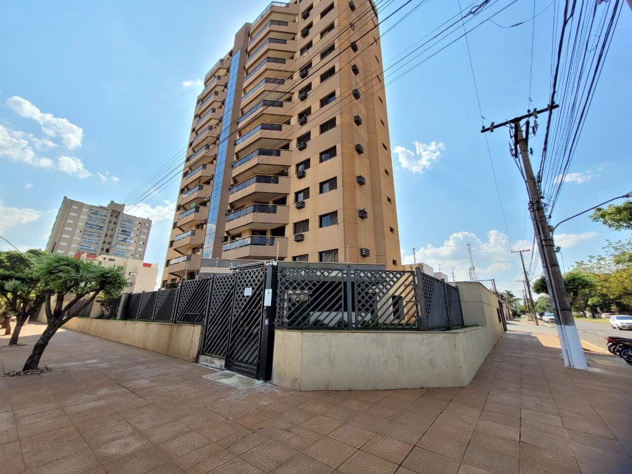 Apartamento com 3 quartos no Jardim América em Dourados/MS — foto 1