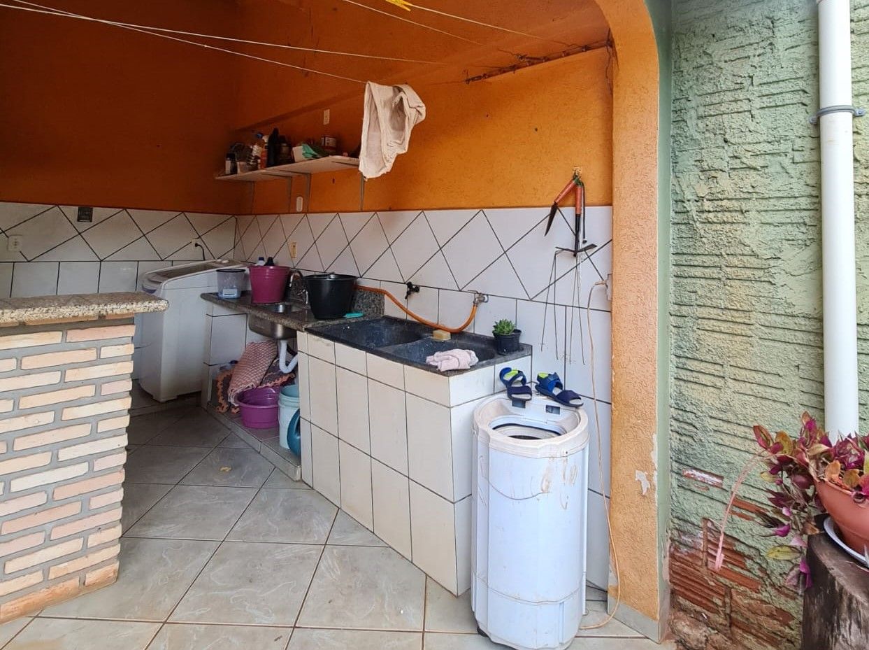 Casa com 4 quartos no Vila Industrial em Dourados/MS — foto 13