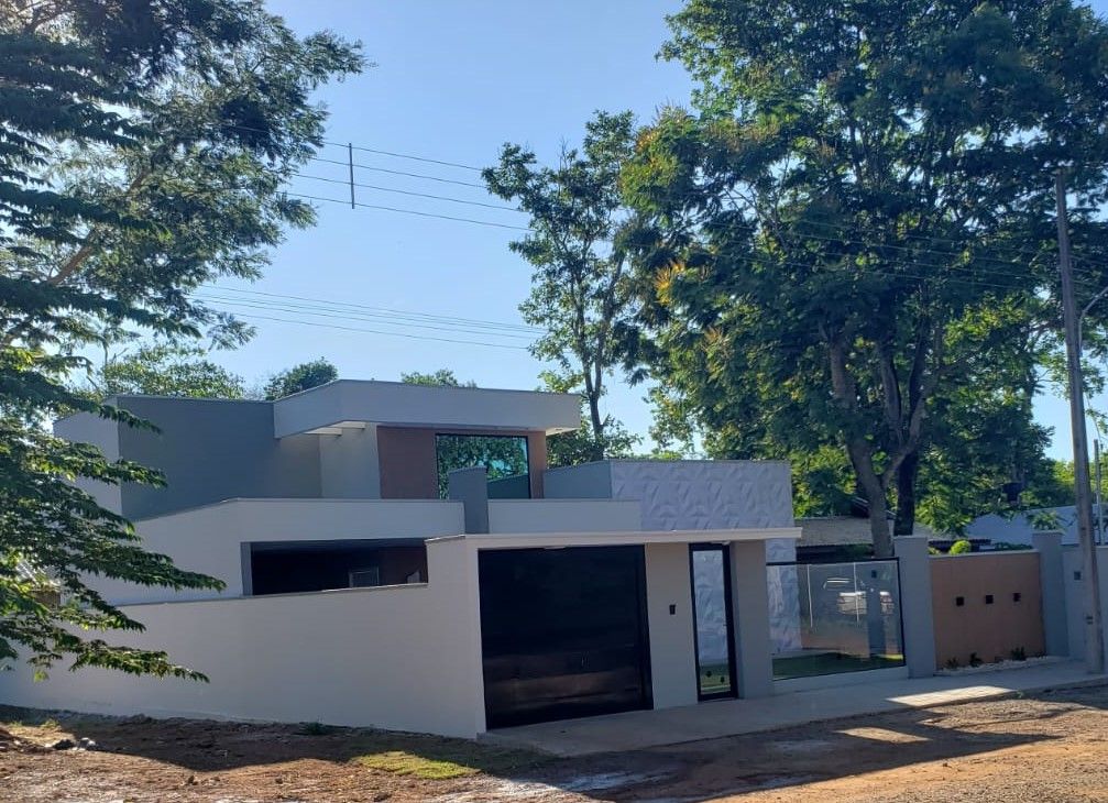 Casa com 3 quartos no Solar dos Lagos I em Bonito/MS — foto 1