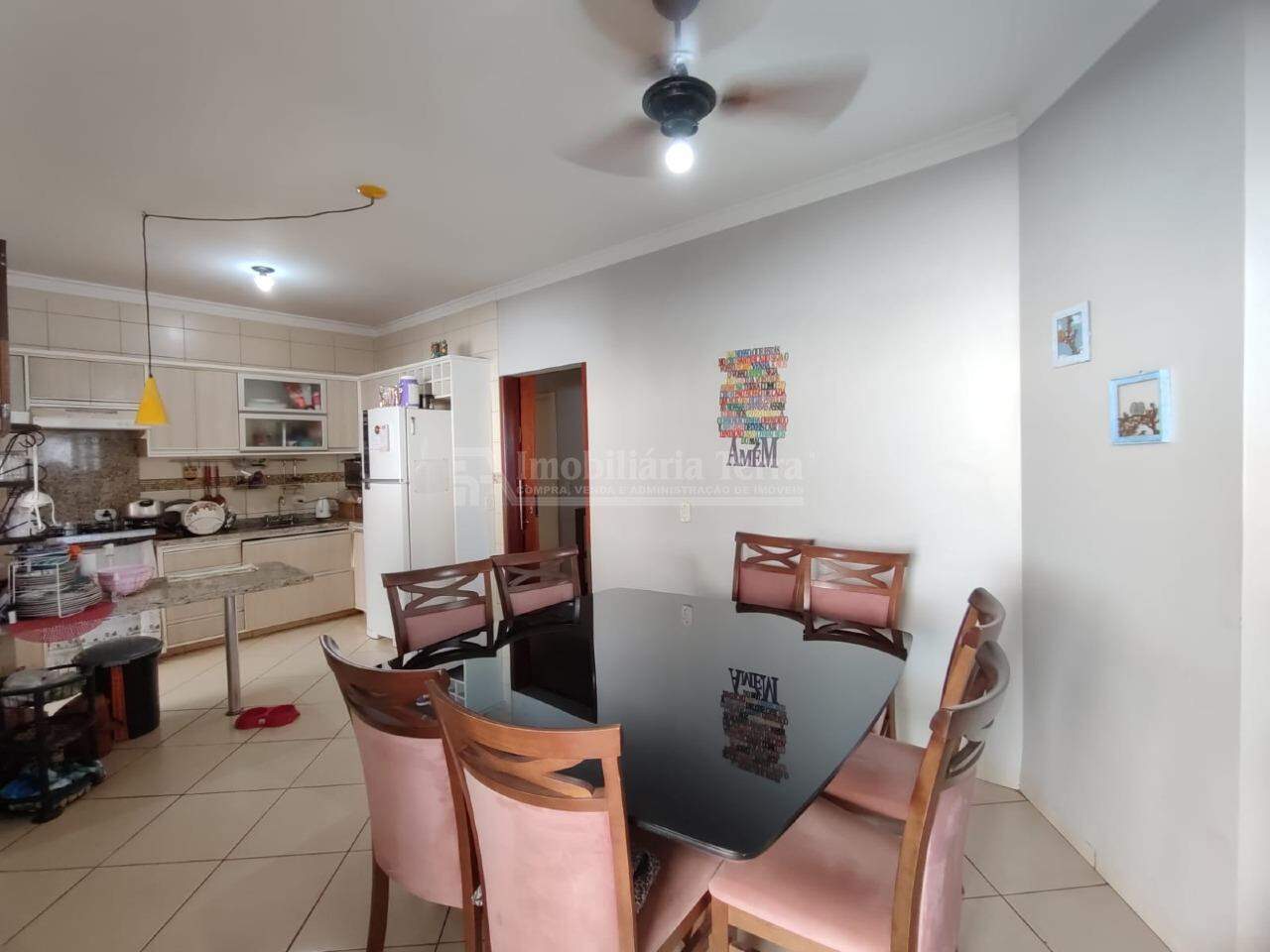 Casa com 4 quartos no Jardim Europa em Dourados/MS — foto 2