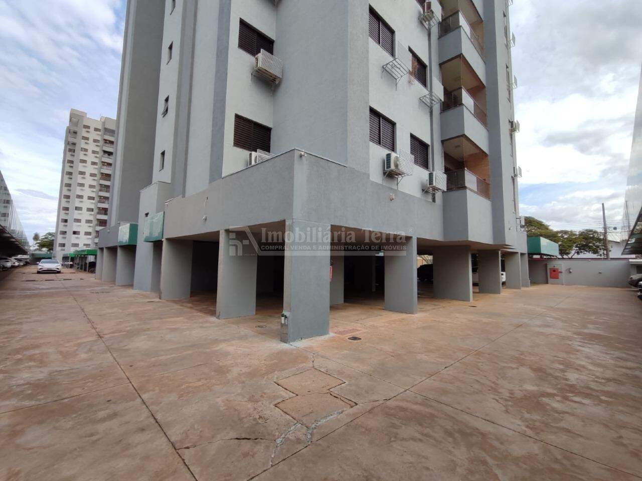 Apartamento com 3 quartos no Jardim Tropical em Dourados/MS — foto 2