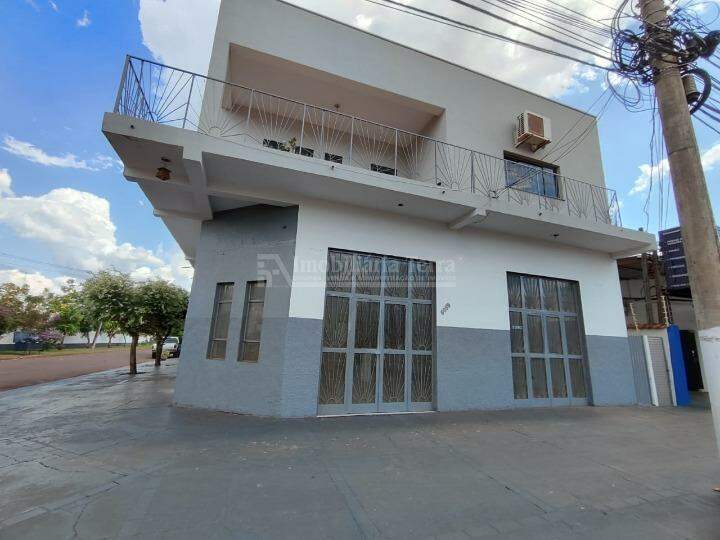 Salão Comercial no Vila Industrial em Dourados/MS — foto 1