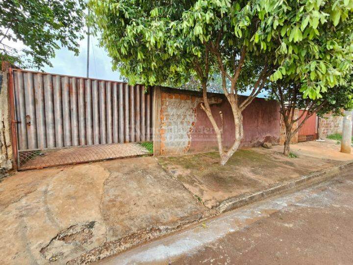 Casa com 2 quartos no Canaã III em Dourados/MS — foto 1