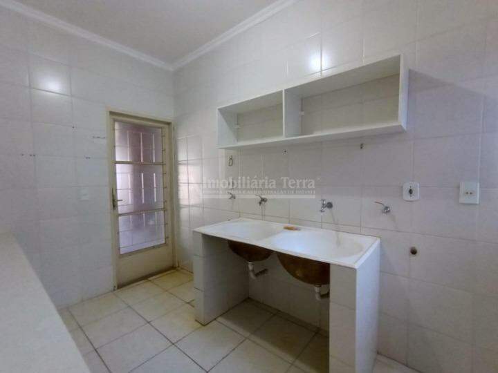 Casa com 3 quartos no Jardim Europa em Dourados/MS — foto 18