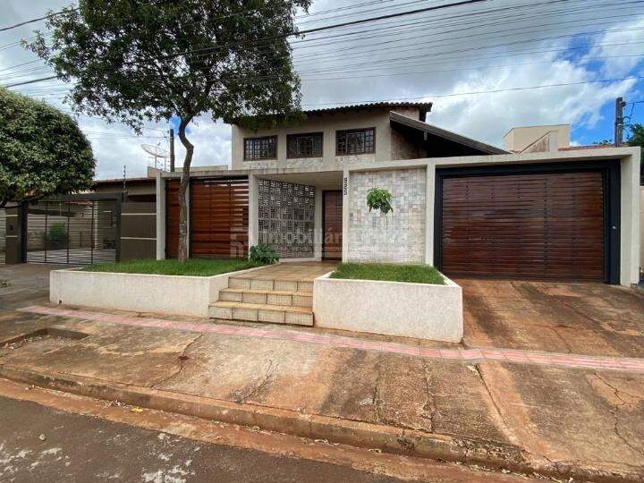 Casa com 3 quartos no Parque Alvorada em Dourados/MS — foto 1