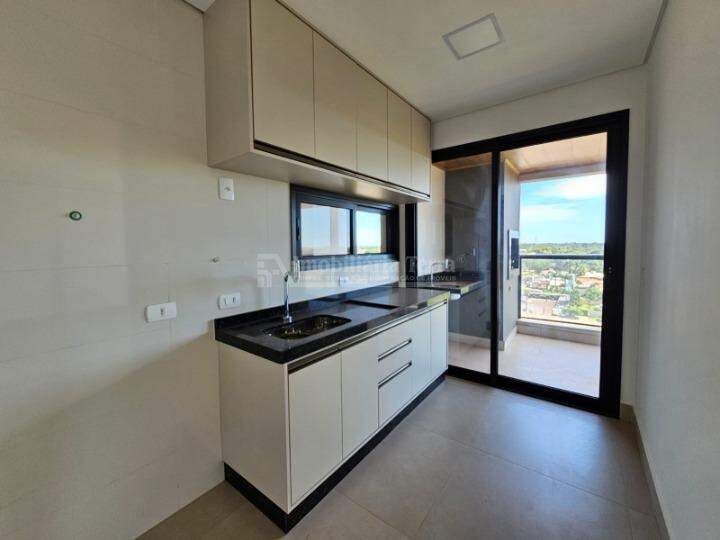 Apartamento com 3 quartos no Jardim Europa em Dourados/MS — foto 2