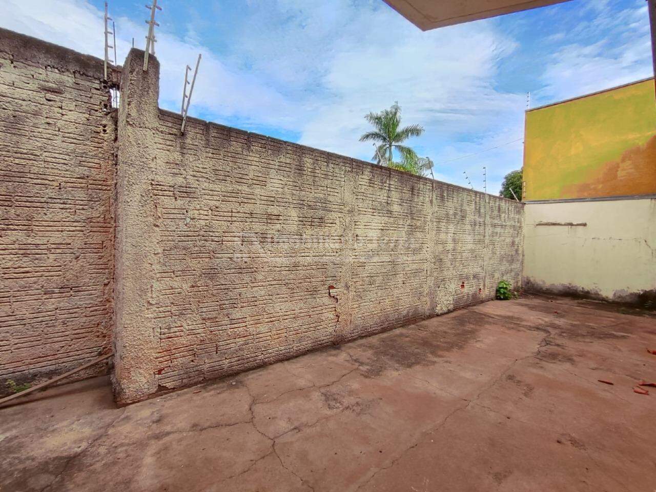 Casa com 3 quartos no Bnh IV Plano em Dourados/MS — foto 13