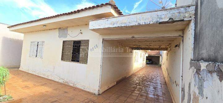 Casa com 4 quartos no Jardim Paulista em Dourados/MS — foto 3