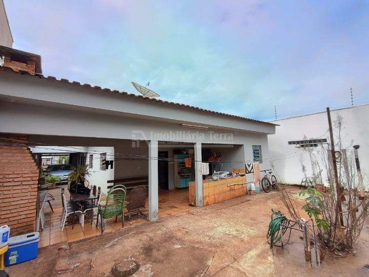Casa com 2 quartos no Jardim Água Boa em Dourados/MS — foto 3