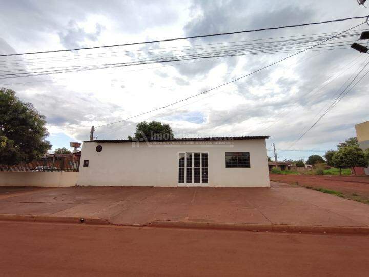 Casa com 3 quartos no Chácara Cidélis em Dourados/MS — foto 1