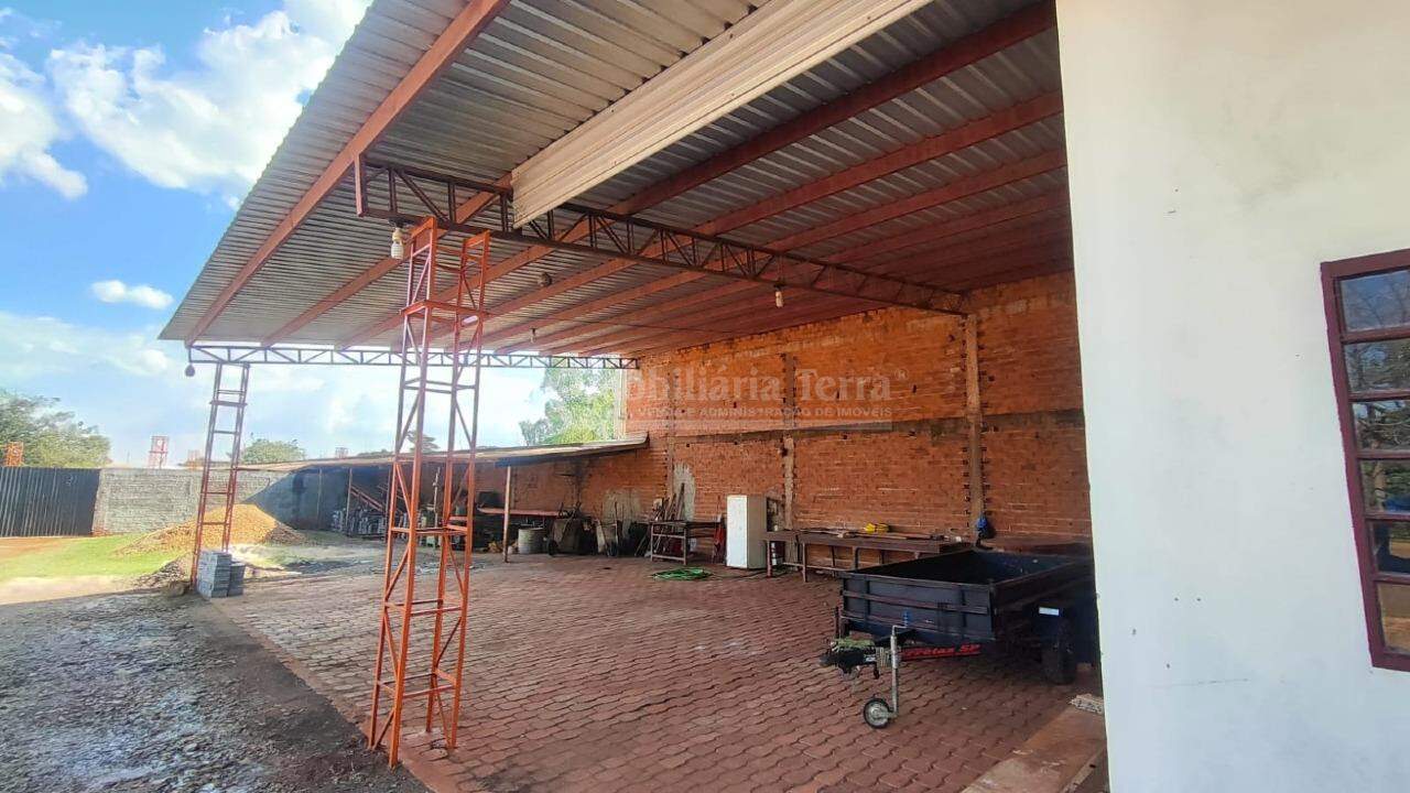 Barracão no Jardim Márcia em Dourados/MS — foto 8