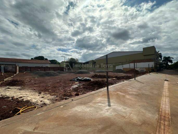 Terreno/Lote no Jardim Caramuru em Dourados/MS — foto 1