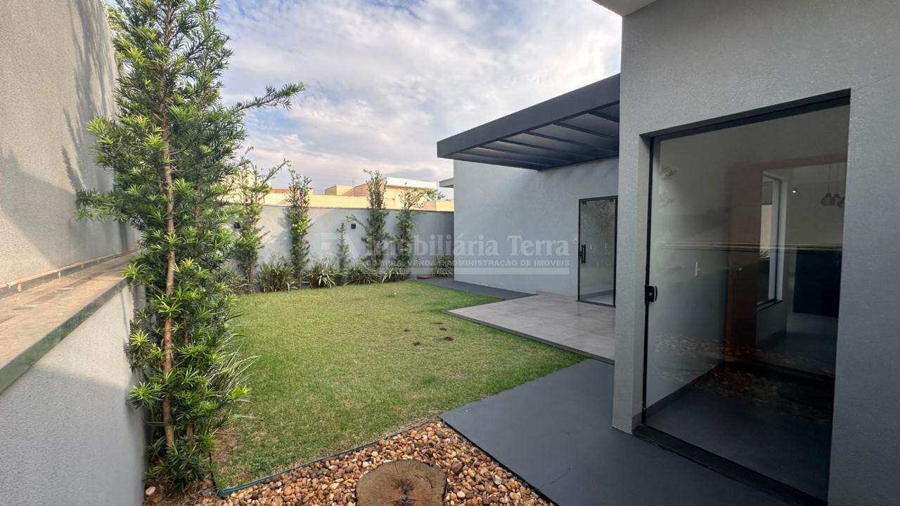 Casa com 4 quartos no Jardim Cristhais em Dourados/MS — foto 4